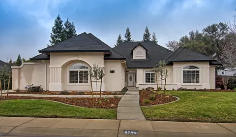 2766 Vermeer Pl, Redding, CA 96002 photo 1
