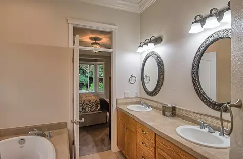 2766 Vermeer Pl, Redding, CA 96002 photo 24