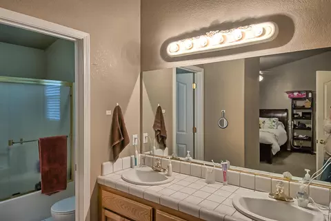 4608 Corita Pl, Redding, CA 96001 photo 10