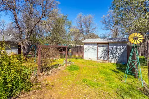 13593 Hilford Ln, Redding, CA 96003 photo 21