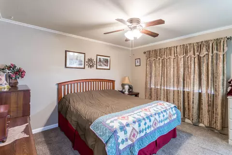 13593 Hilford Ln, Redding, CA 96003 photo 11