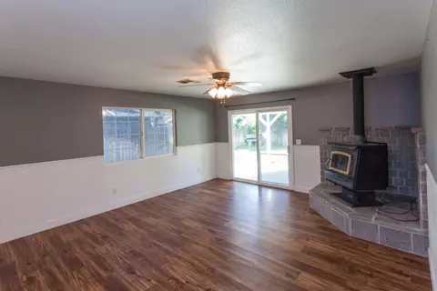 389 Michael Dr, Red Bluff, CA 96080 photo 8