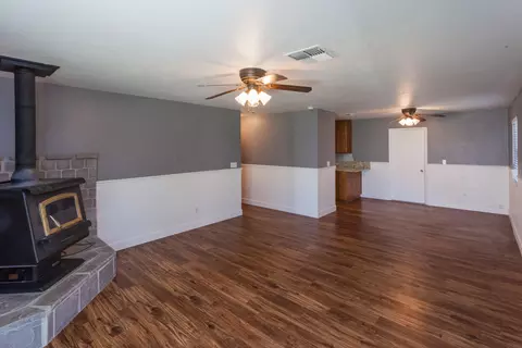 389 Michael Dr, Red Bluff, CA 96080 photo 7