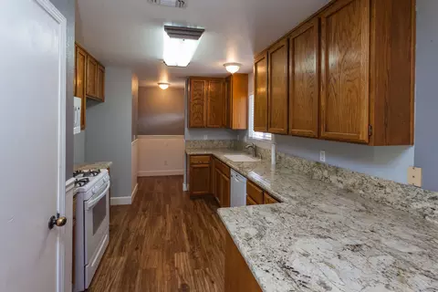 389 Michael Dr, Red Bluff, CA 96080 photo 5
