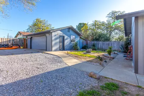 1025 Ona Ln, Redding, CA 96003 photo 13