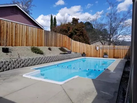 778 Lotus Ct, Redding, CA 96003 photo 3