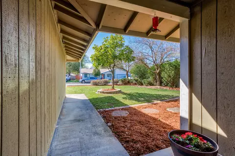 1025 Belcrest Dr, Redding, CA 96003 photo 31