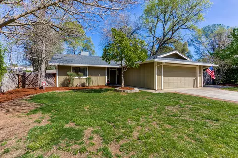 1025 Belcrest Dr, Redding, CA 96003 photo 33
