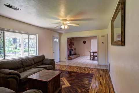 1300 Rose Ln, Redding, CA 96003 photo 6