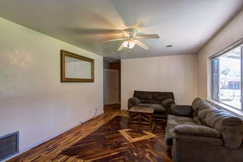 1300 Rose Ln, Redding, CA 96003 photo 5