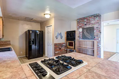 1300 Rose Ln, Redding, CA 96003 photo 13