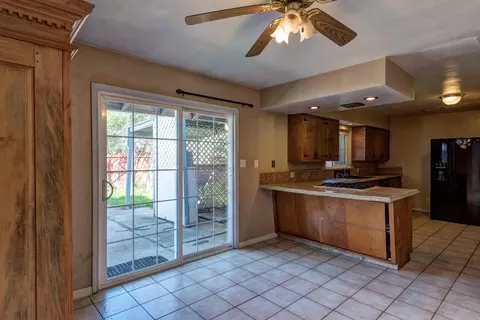 1300 Rose Ln, Redding, CA 96003 photo 10