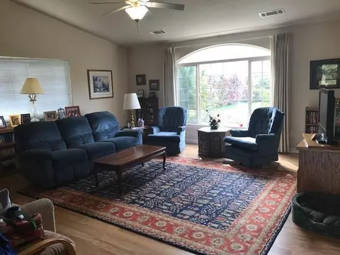 2262 Alden Ave, Redding, CA 96002 photo 4