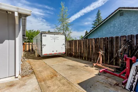 1939 Buttercup Ln, Redding, CA 96002 photo 62