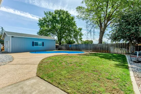 1939 Buttercup Ln, Redding, CA 96002 photo 56