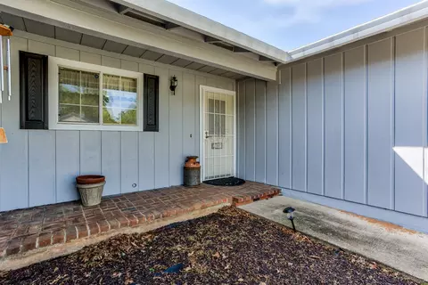 1939 Buttercup Ln, Redding, CA 96002 photo 12