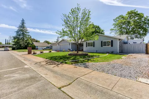 1939 Buttercup Ln, Redding, CA 96002 photo 11