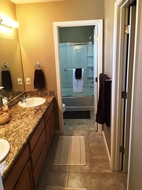 2304 La Villa Way, Redding, CA 96003 photo 17