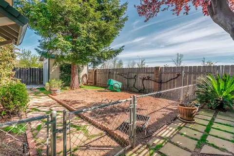 3685 Capricorn Way, Redding, CA 96002 photo 22