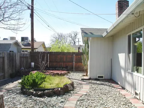 2141 Wilder Dr, Redding, CA 96001 photo 28