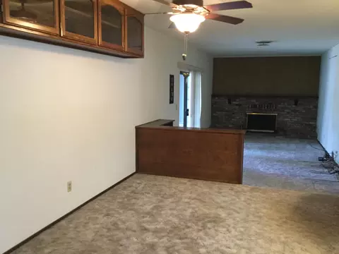3025 Stratford Ave, Redding, CA 96001 photo 9