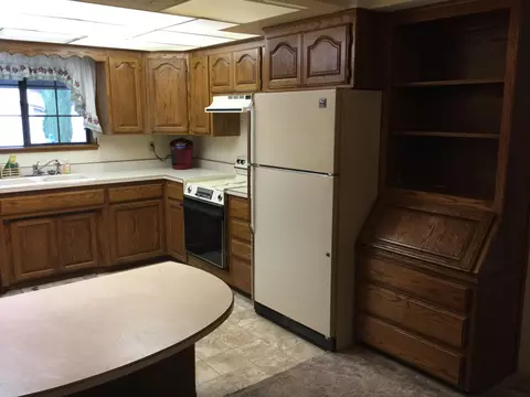 3025 Stratford Ave, Redding, CA 96001 photo 6