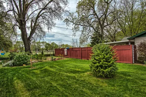 6860 Weeks Rd, Redding, CA 96002 photo 5