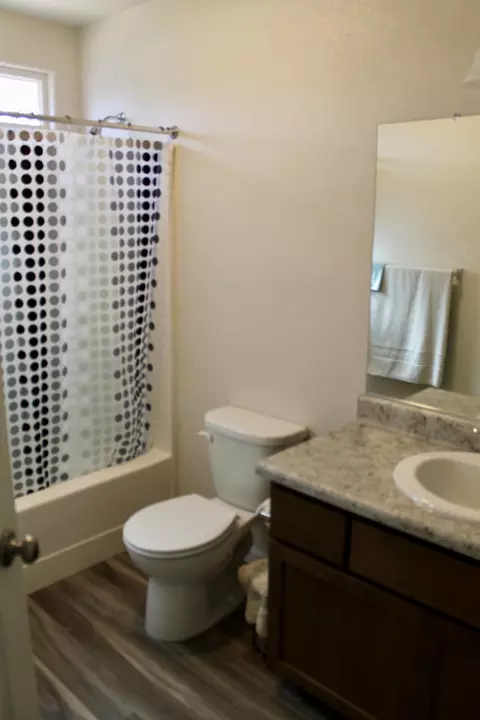 525 Buckeye Ter, Redding, CA 96003 photo 7