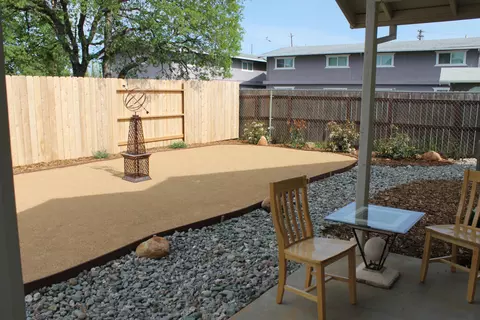 525 Buckeye Ter, Redding, CA 96003 photo 5