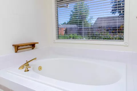 2241 Kathleen Way, Redding, CA 96003 photo 34