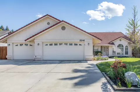 2241 Kathleen Way, Redding, CA 96003 photo 1