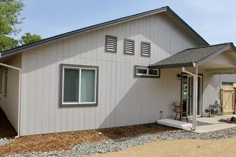 527 Buckeye Ter, Redding, CA 96003 photo 18