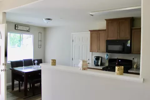 527 Buckeye Ter, Redding, CA 96003 photo 15