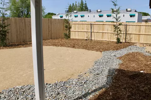 527 Buckeye Ter, Redding, CA 96003 photo 21