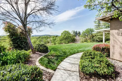 3957 Teton Dr, Redding, CA 96001 photo 56