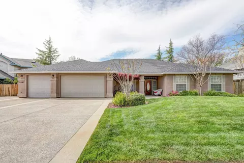 3957 Teton Dr, Redding, CA 96001 photo 6