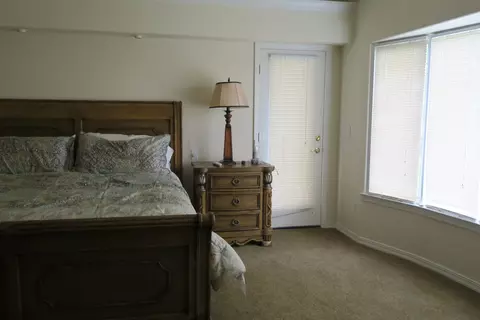 829 Cherryhill Trl, Redding, CA 96003 photo 10