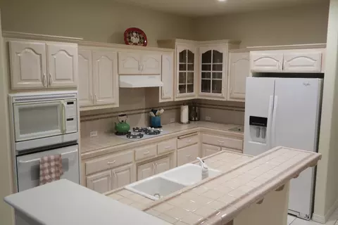 829 Cherryhill Trl, Redding, CA 96003 photo 4