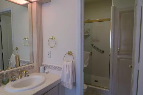 829 Cherryhill Trl, Redding, CA 96003 photo 14