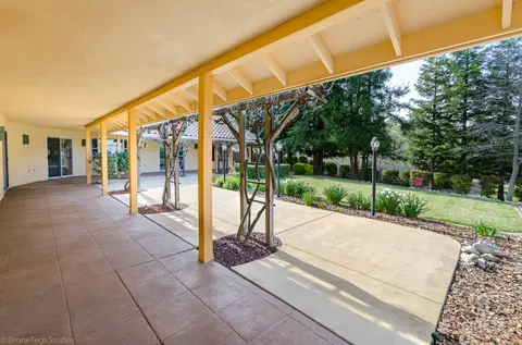 19285 Lewallen Ct, Redding, CA 96003 photo 8