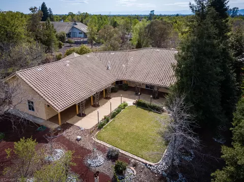 19285 Lewallen Ct, Redding, CA 96003 photo 55