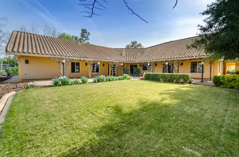 19285 Lewallen Ct, Redding, CA 96003 photo 54
