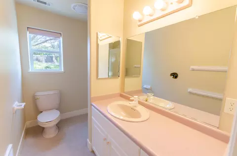19285 Lewallen Ct, Redding, CA 96003 photo 38