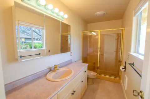 19285 Lewallen Ct, Redding, CA 96003 photo 35
