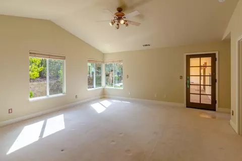 19285 Lewallen Ct, Redding, CA 96003 photo 30