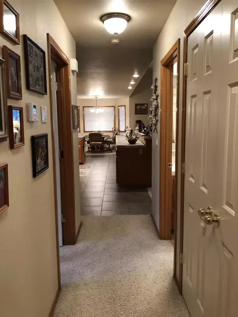 20363 Greenview Dr, Redding, CA 96002 photo 24