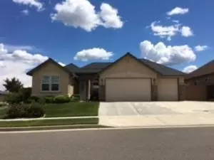 695 Rogue River Way, Redding, CA 96003 photo 1