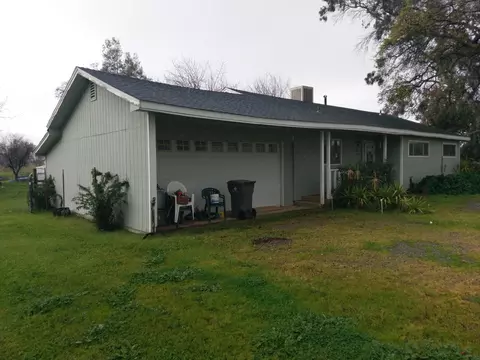 2460 Montgomery Rd, Red Bluff, CA 96080 photo 2