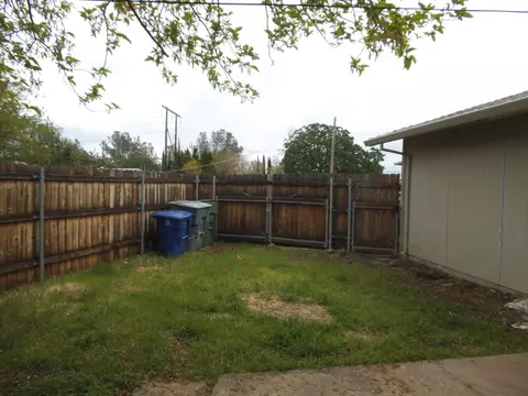 1240 Scenic Way, Redding, CA 96001 photo 13