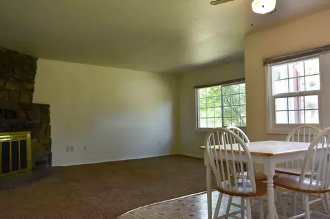 2566 Hillside Dr, Anderson, CA 96007 photo 16